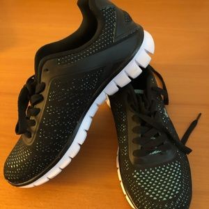 U.S. POLO SNEAKERS (NWOT) (#5-04132020-Box 1)